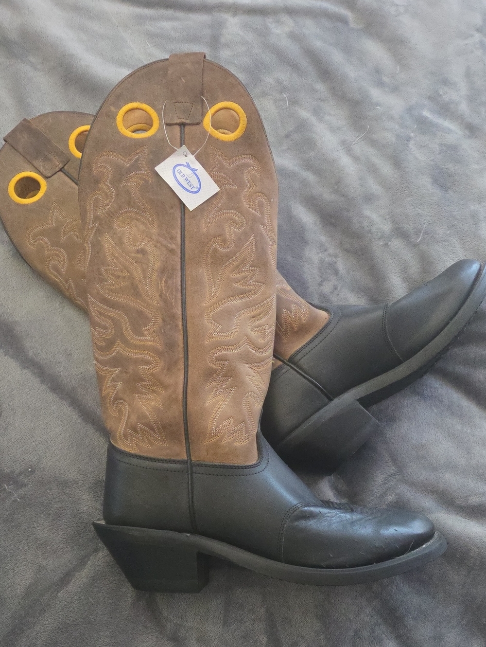 Old West Brown and Black Western Pull-On Buckaroo Cowboy Boots